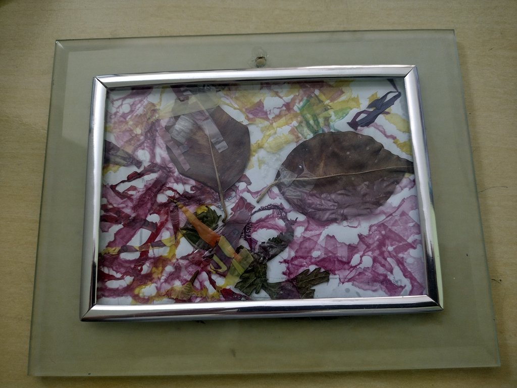 Produto solidário: Q4 Quadro Vidro